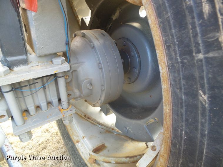 image for item DG8445 1981 Massey-Ferguson 285  tractor