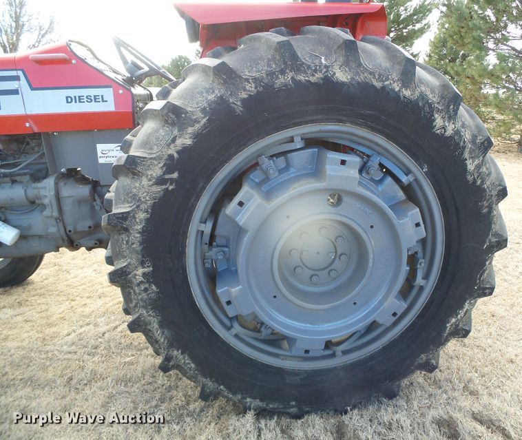 image for item DG8445 1981 Massey-Ferguson 285  tractor