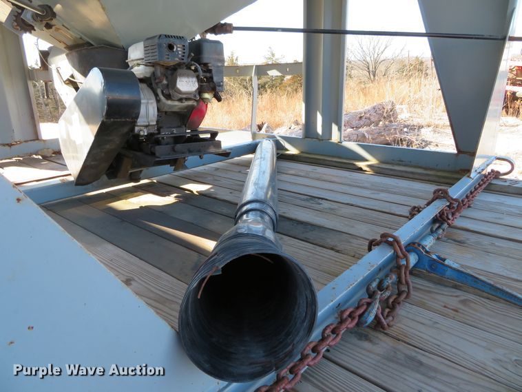 image for item DH0609 Convey All BTS300  seed tender