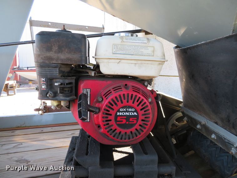 image for item DH0609 Convey All BTS300  seed tender