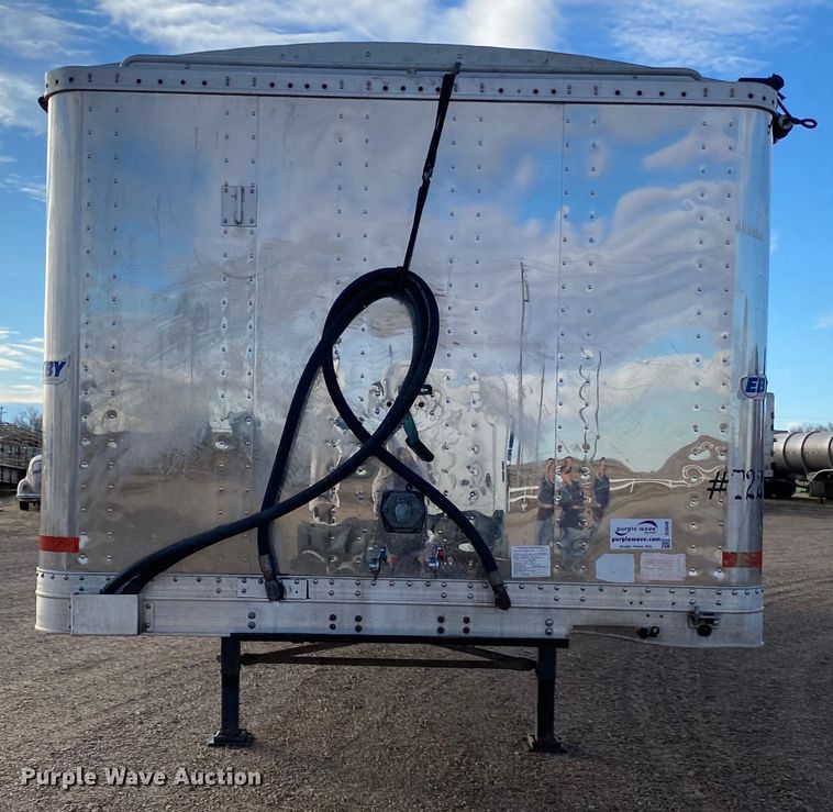 image for item DI3648 2006 Eby walking floor trailer