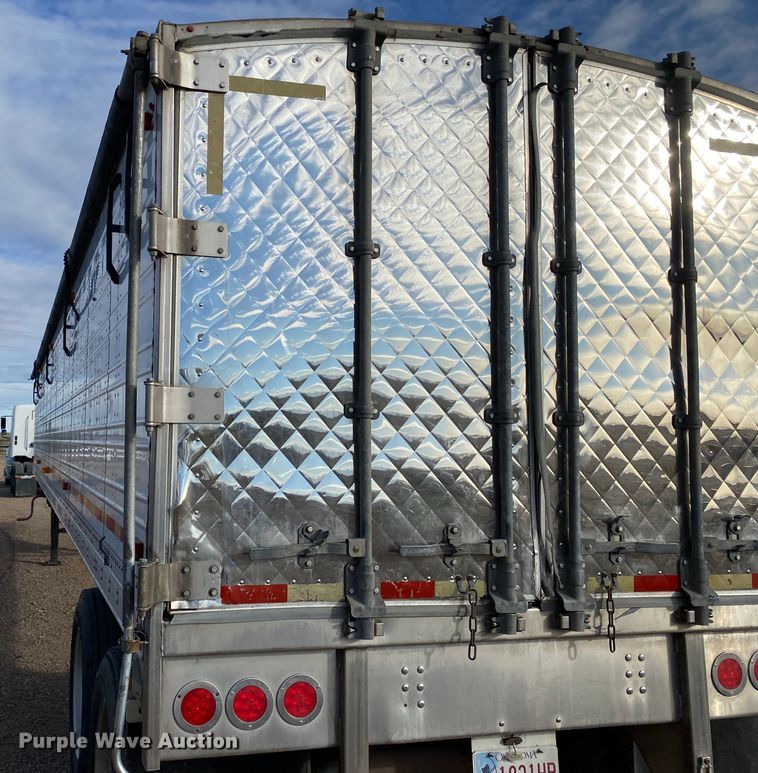 image for item DI3648 2006 Eby walking floor trailer