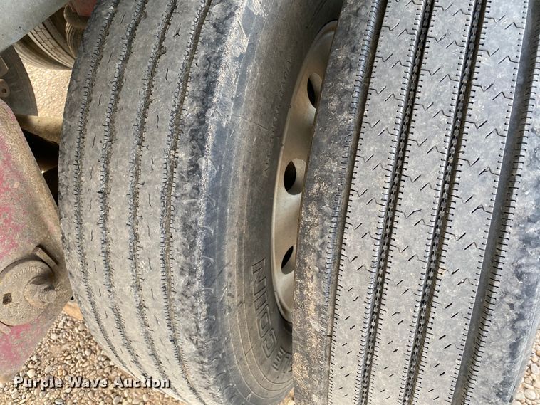 image for item DI3648 2006 Eby walking floor trailer