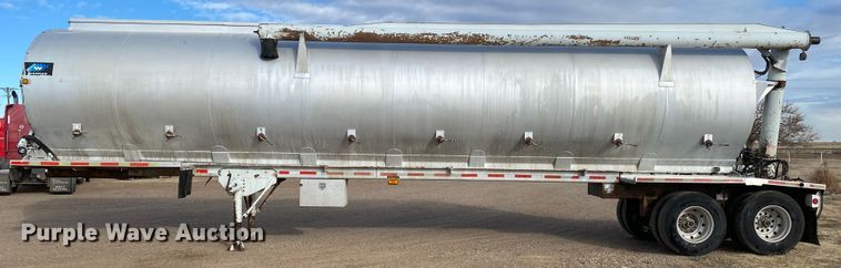 image for item DI3649 2000 Warren feed delivery trailer