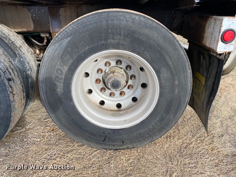 image for item DI3649 2000 Warren feed delivery trailer