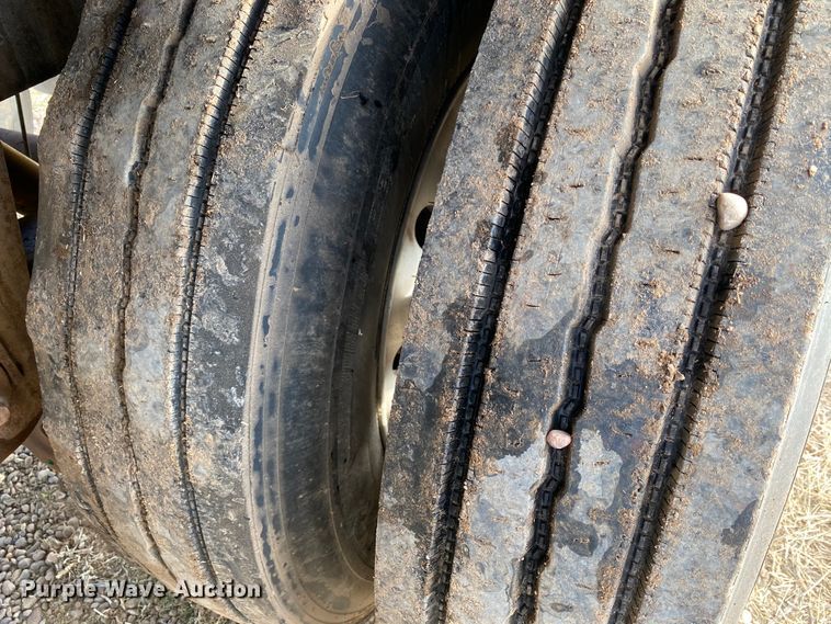 image for item DI3649 2000 Warren feed delivery trailer