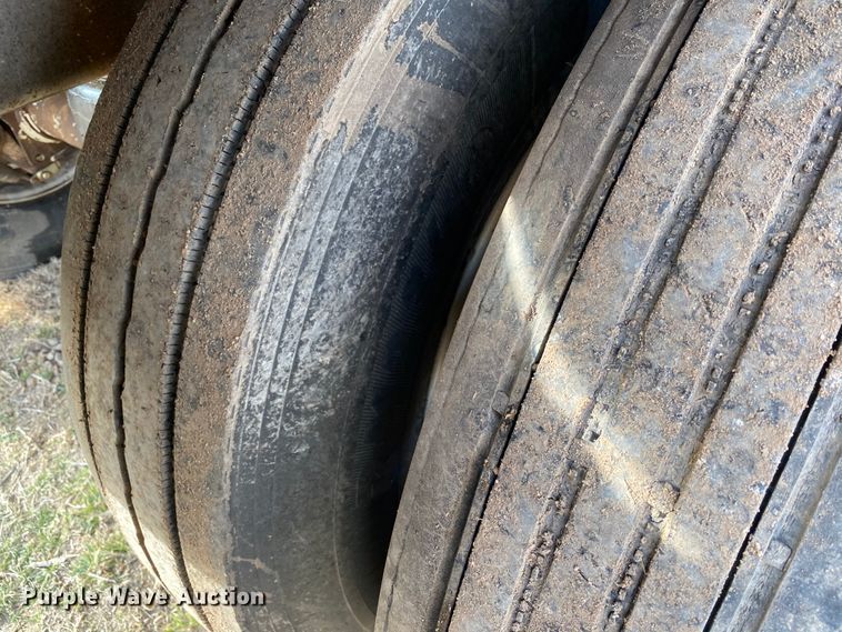 image for item DI3649 2000 Warren feed delivery trailer