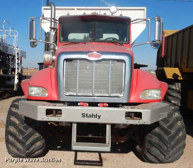 image for item DI3656 2007 Peterbilt 340  Stahly applicator truck