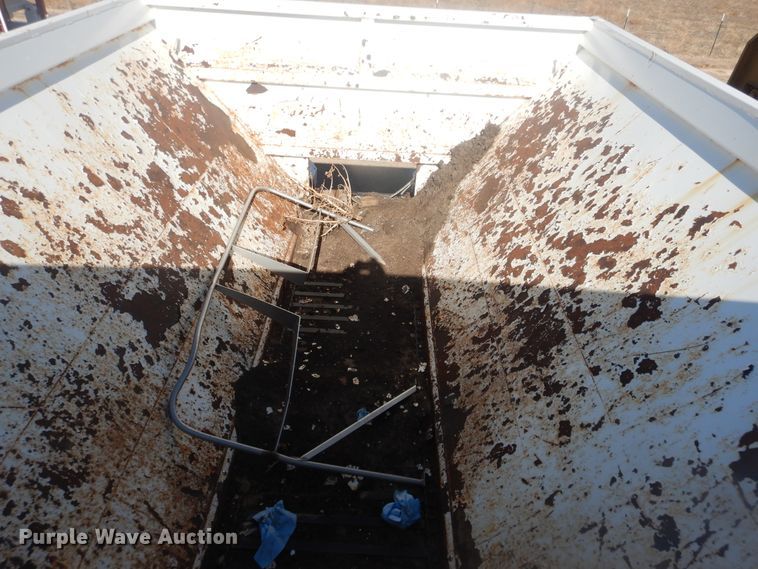 image for item DI3656 2007 Peterbilt 340  Stahly applicator truck