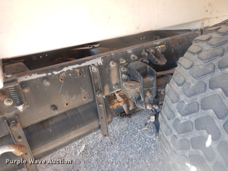 image for item DI3656 2007 Peterbilt 340  Stahly applicator truck