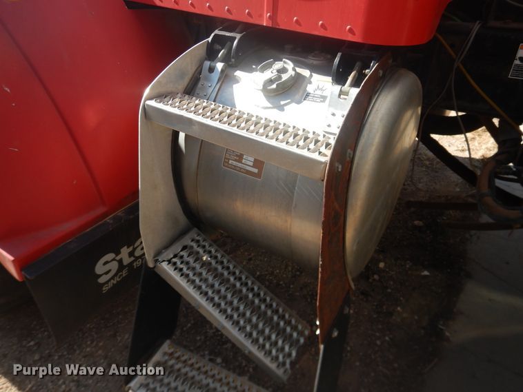 image for item DI3656 2007 Peterbilt 340  Stahly applicator truck