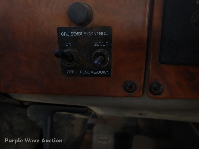 image for item DI3656 2007 Peterbilt 340  Stahly applicator truck