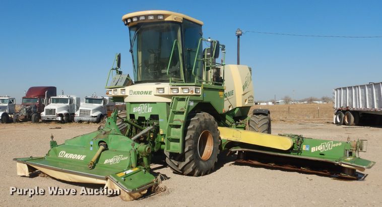 image for item DI3658 2006 Krone Big M II  PRWD windrower