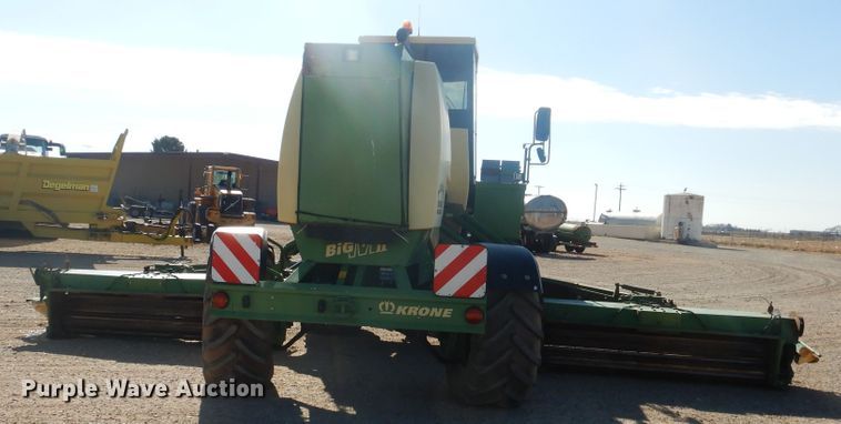 image for item DI3658 2006 Krone Big M II  PRWD windrower