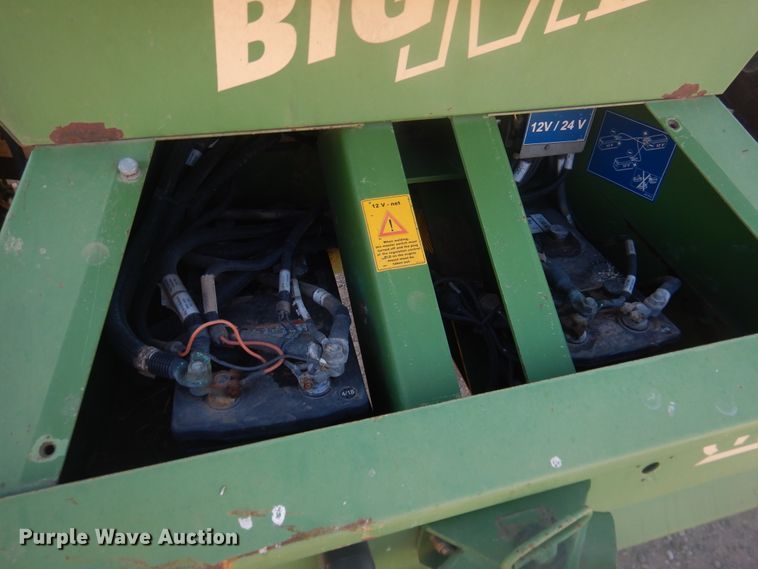 image for item DI3658 2006 Krone Big M II  PRWD windrower