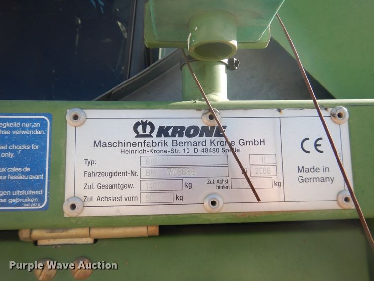 image for item DI3658 2006 Krone Big M II  PRWD windrower