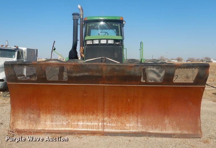 image for item DI3659 1997 John Deere 9300  4WD tractor