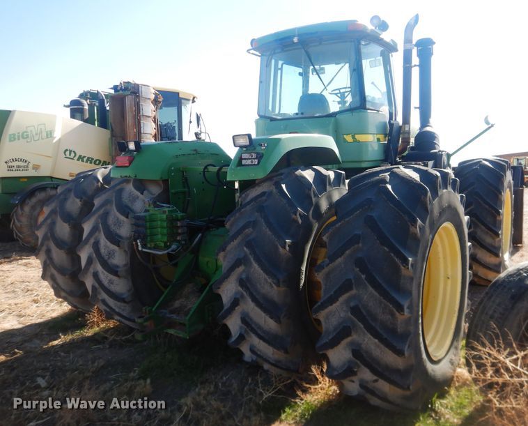 image for item DI3659 1997 John Deere 9300  4WD tractor