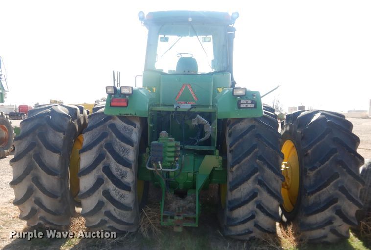 image for item DI3659 1997 John Deere 9300  4WD tractor