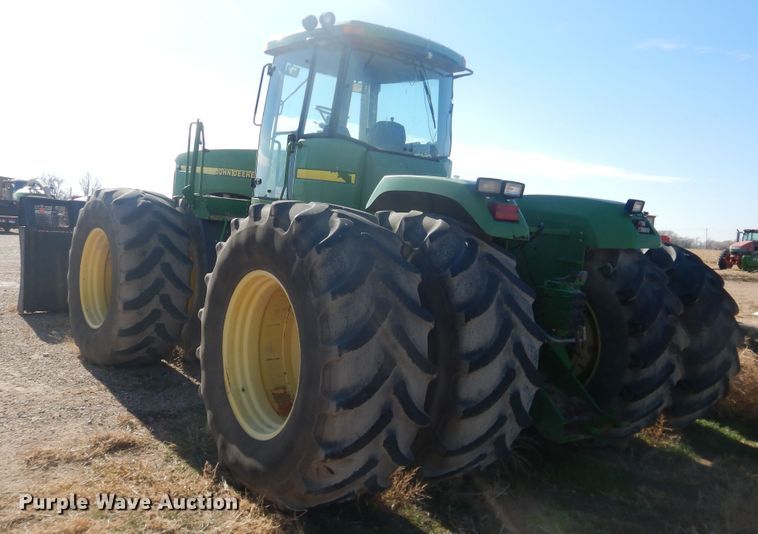 image for item DI3659 1997 John Deere 9300  4WD tractor