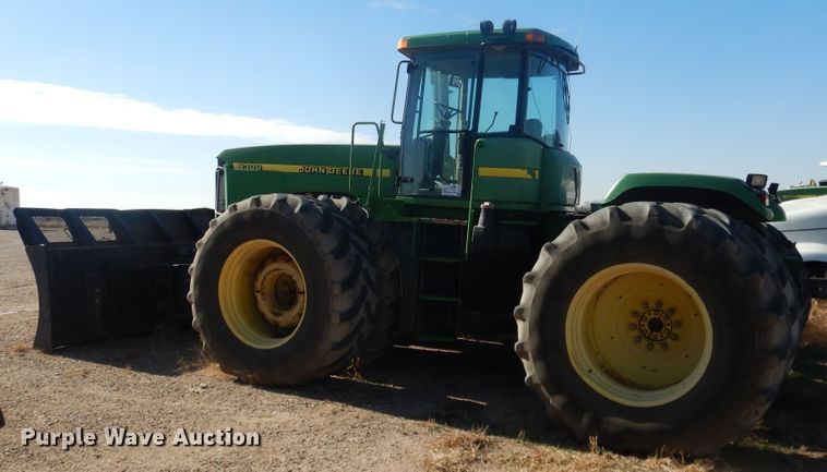 image for item DI3659 1997 John Deere 9300  4WD tractor