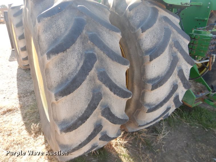 image for item DI3659 1997 John Deere 9300  4WD tractor