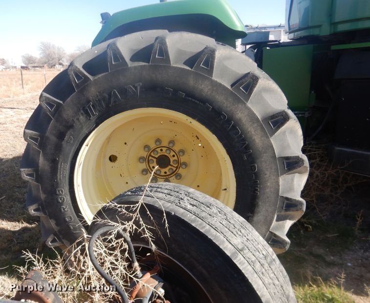 image for item DI3659 1997 John Deere 9300  4WD tractor