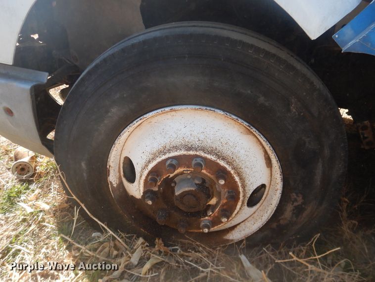 image for item DI3660 1993 International 9400  semi truck