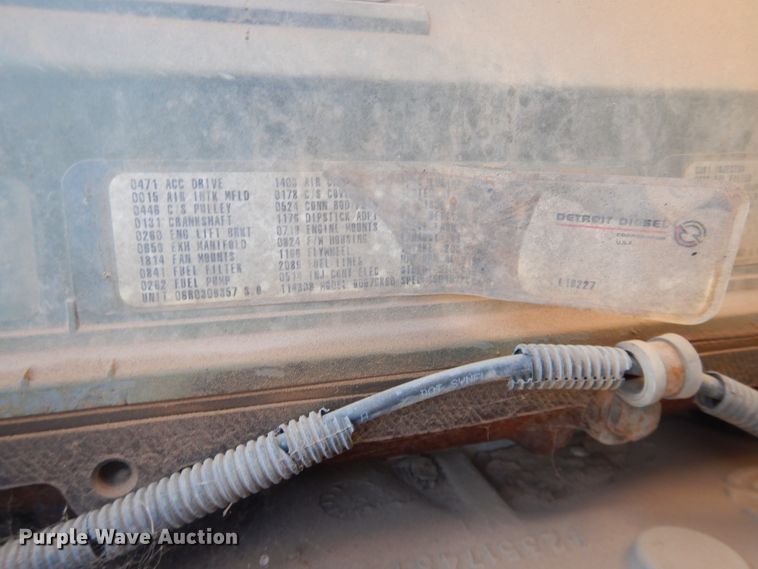 image for item DI3661 1997 International 9400  semi truck