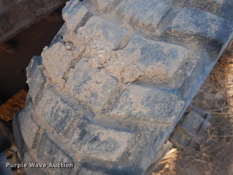 image for item DI3661 1997 International 9400  semi truck