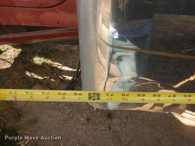 image for item DI3662 1999 International 9400  semi truck