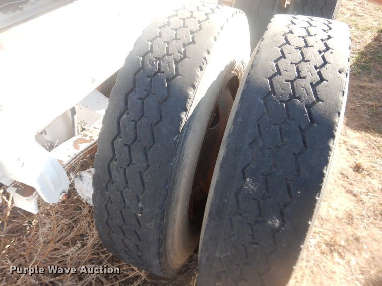 image for item DI3663 1982 Peterbilt 359  semi truck