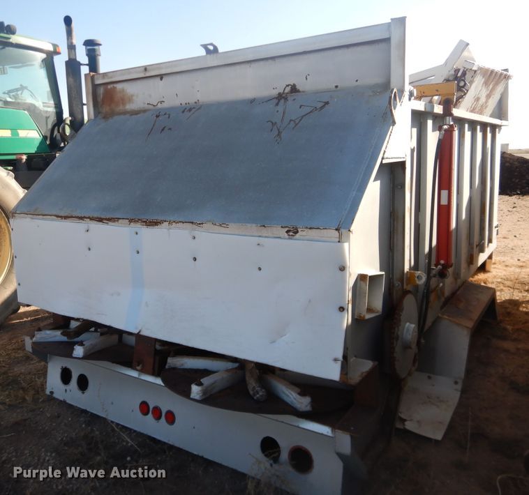 image for item DI3664 Shop built manure spreader bed
