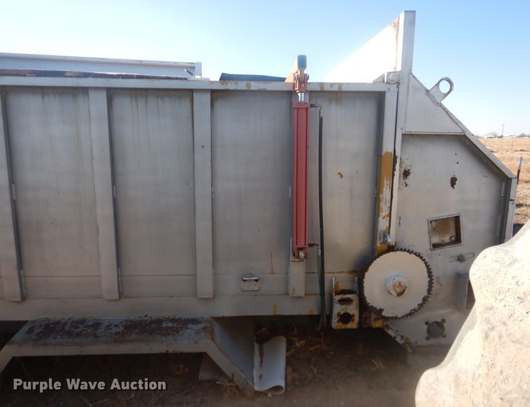 image for item DI3664 Shop built manure spreader bed