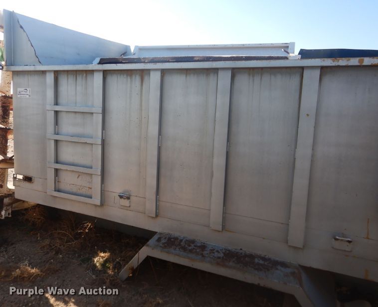 image for item DI3664 Shop built manure spreader bed