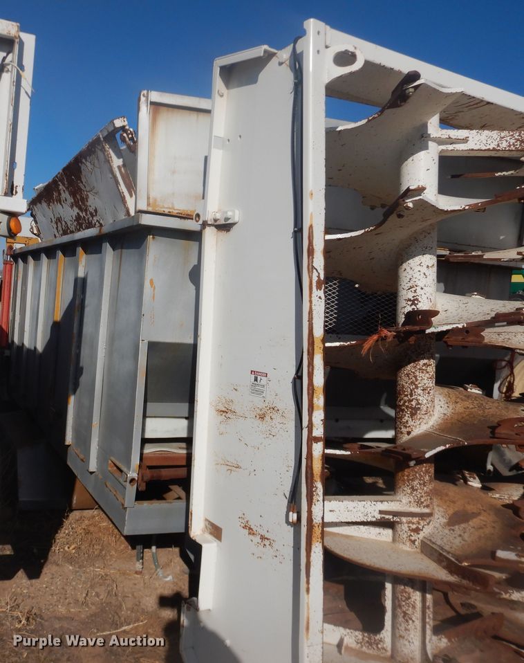 image for item DI3664 Shop built manure spreader bed