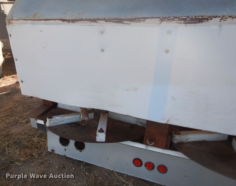 image for item DI3664 Shop built manure spreader bed