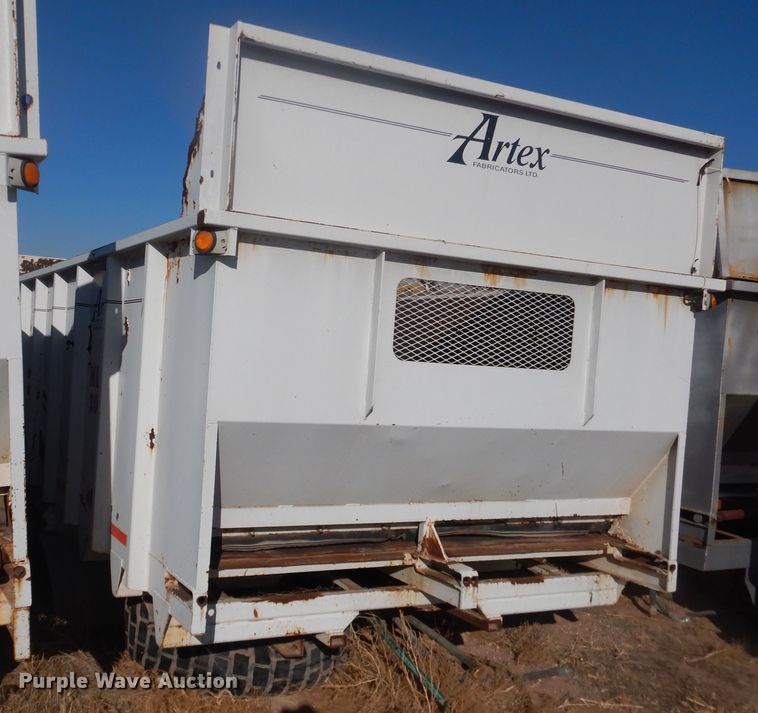 image for item DI3665 Artex CB2004  manure spreader bed