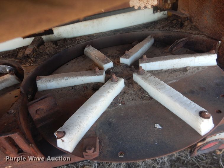 image for item DI3665 Artex CB2004  manure spreader bed