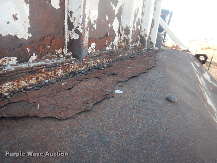 image for item DI3665 Artex CB2004  manure spreader bed