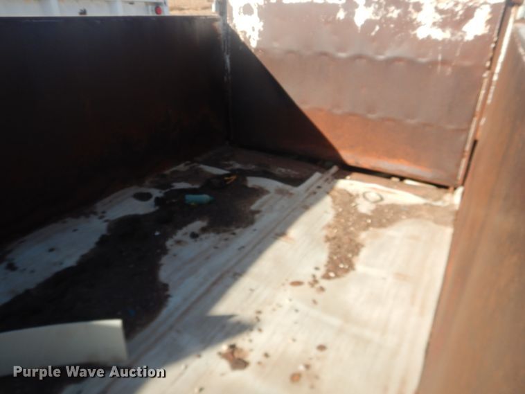 image for item DI3665 Artex CB2004  manure spreader bed