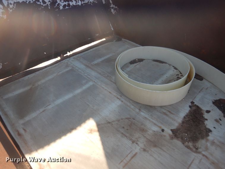 image for item DI3665 Artex CB2004  manure spreader bed