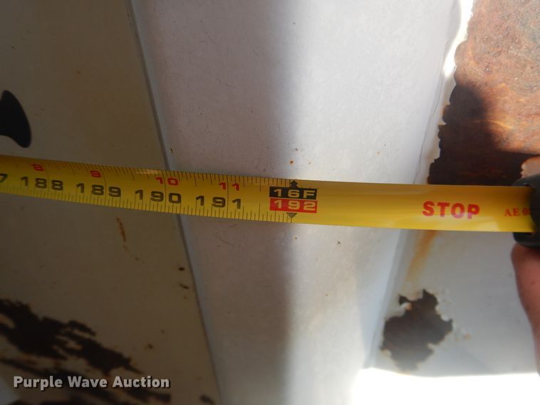 image for item DI3666 Artex CB2004  manure spreader bed