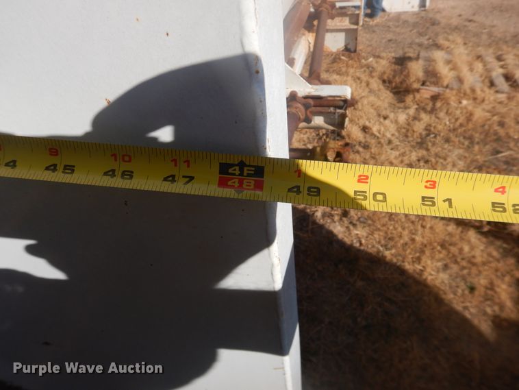 image for item DI3666 Artex CB2004  manure spreader bed