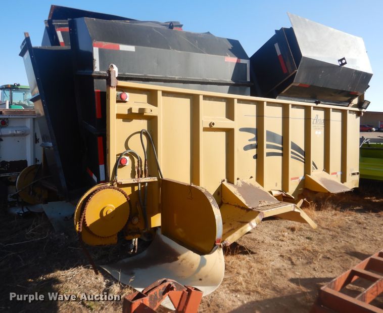 image for item DI3667 Artex CB1804  manure spreader bed