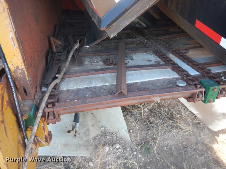 image for item DI3667 Artex CB1804  manure spreader bed