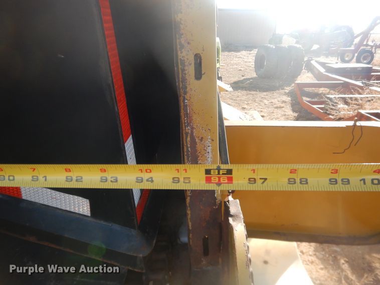 image for item DI3667 Artex CB1804  manure spreader bed