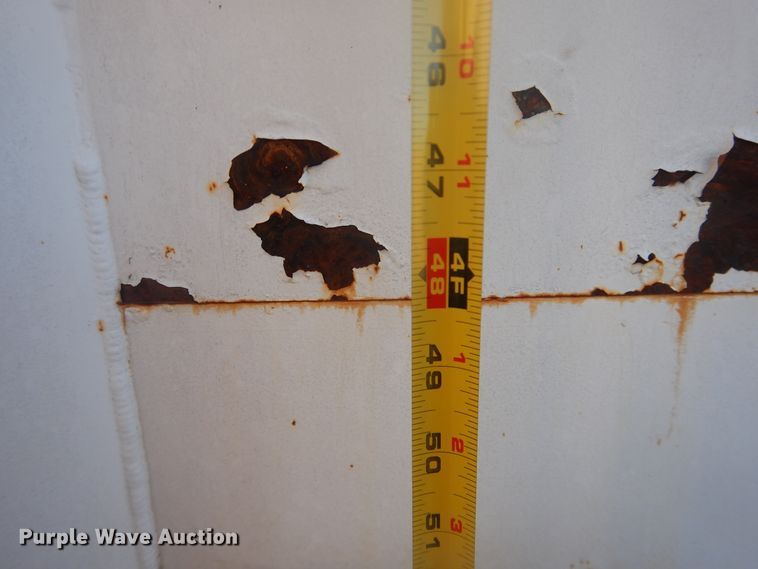 image for item DI3668 2002 Mack CH613  manure spreader truck