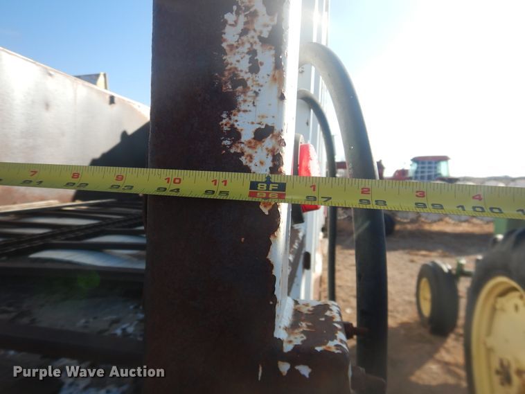 image for item DI3668 2002 Mack CH613  manure spreader truck