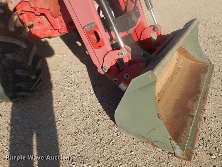 image for item DI3670 2004 McCormick CX105  MFWD tractor